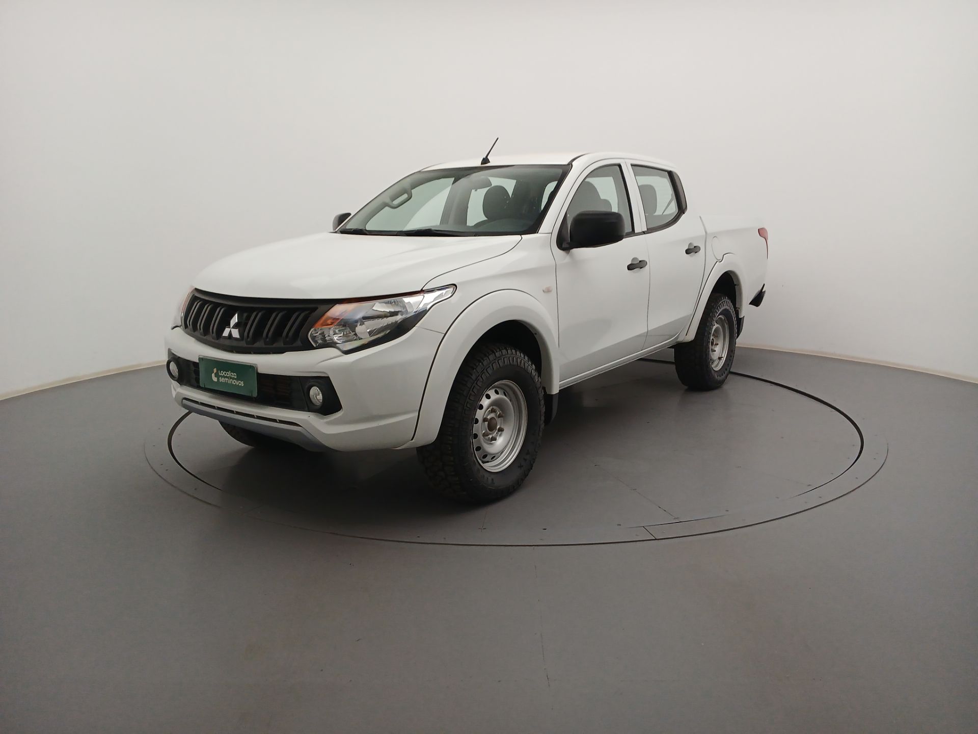 MITSUBISHI  L200 TRITON GL CD 2.4 DIE 4WD MANUAL  2023 2023